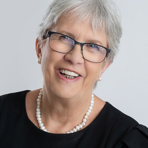 Headshot of Kathleen Mochnacki