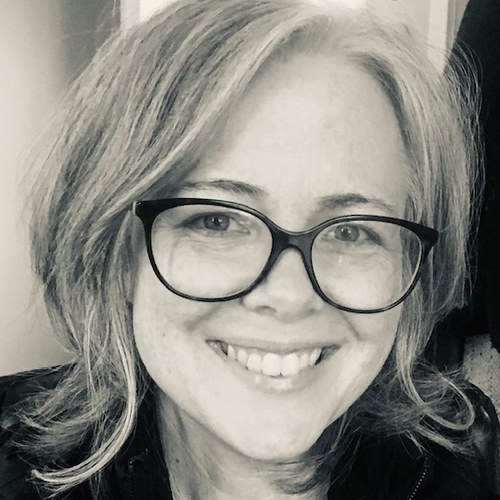 Headshot of Trish Glennon